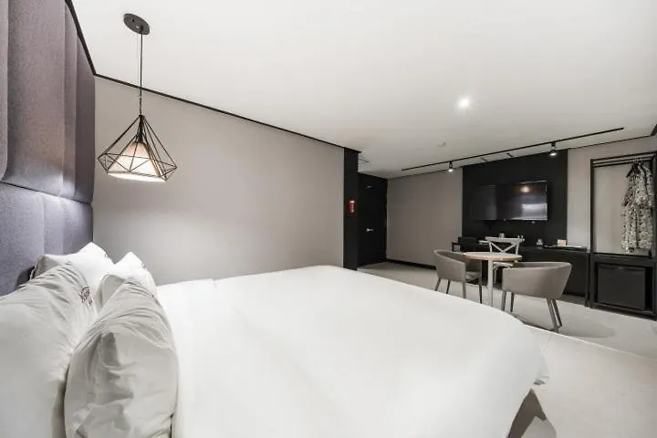 Almond Hotel Gupo Station Busan South Korea