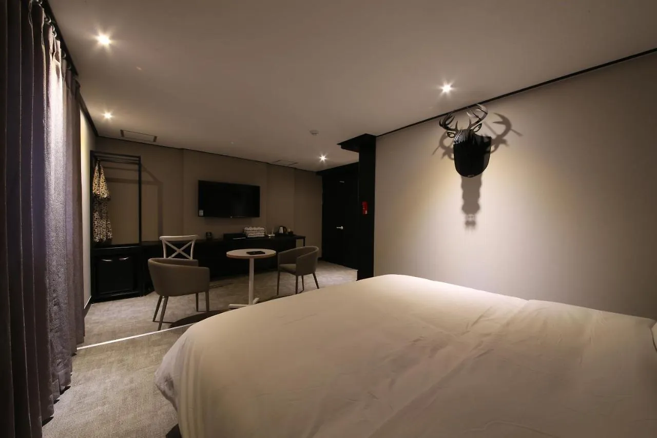 Almond Hotel Gupo Station 釜山 2*,
