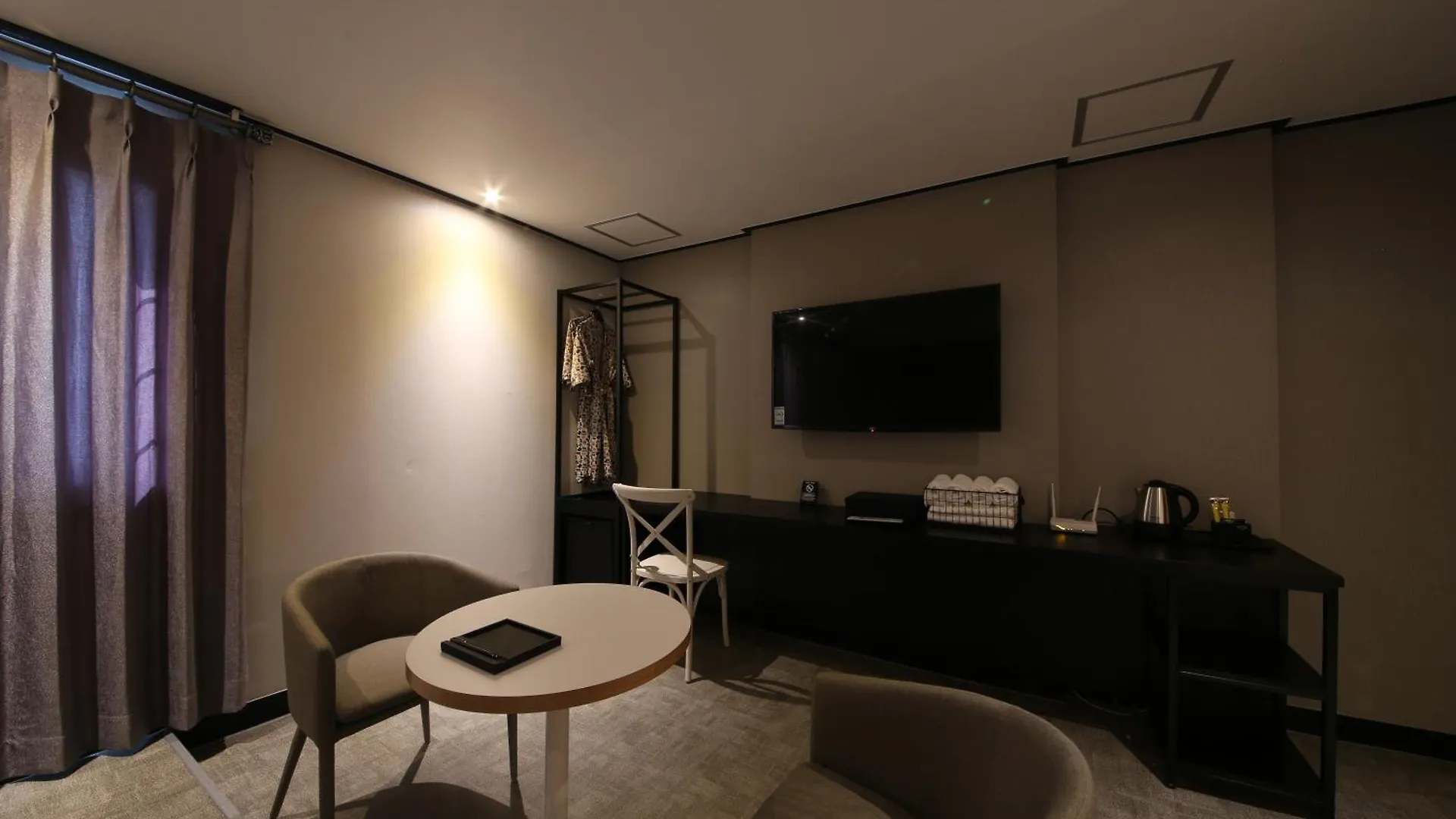 Almond Hotel Gupo Station 釜山